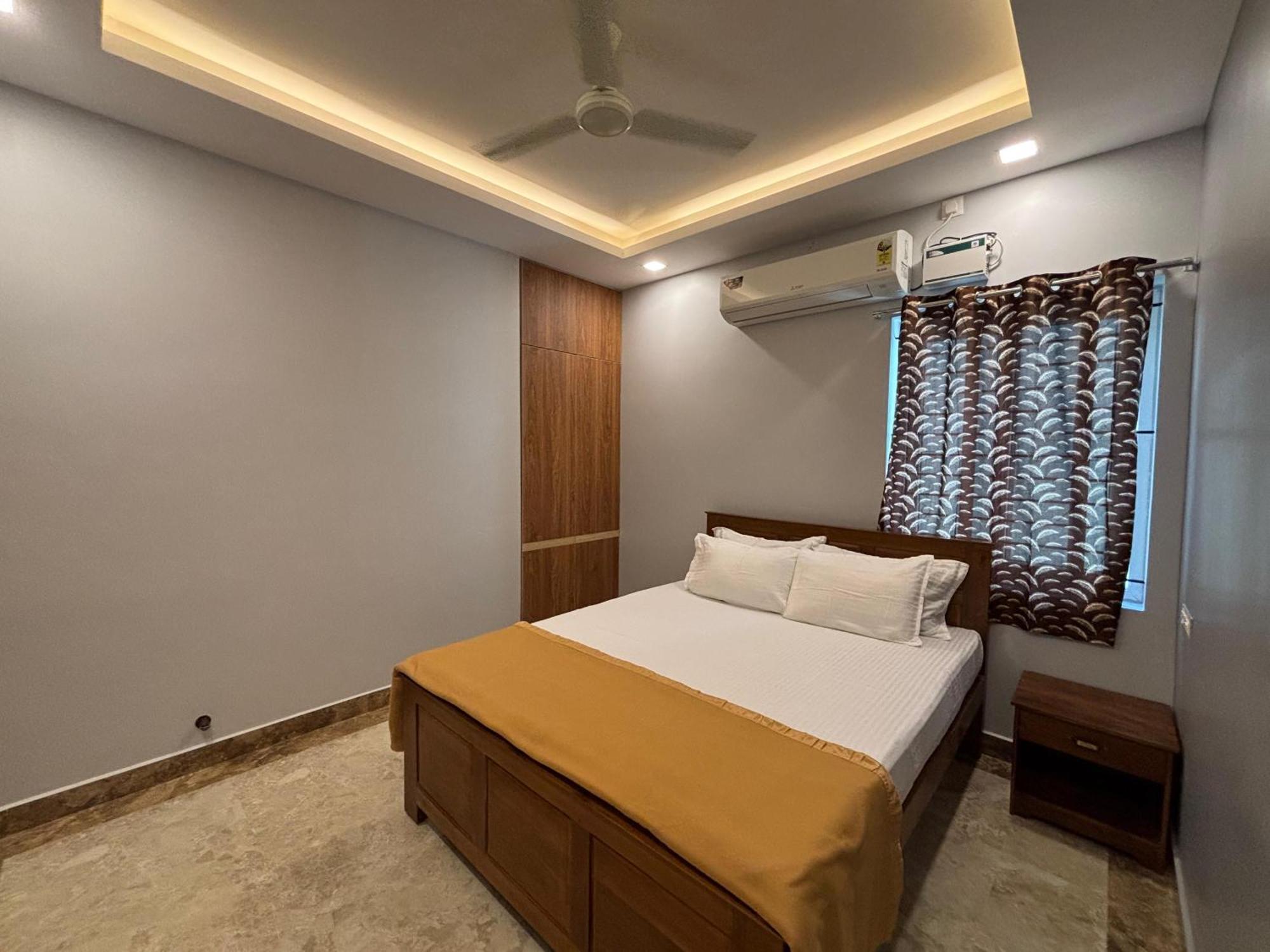 Srirangam Nandavanam Service Apartments Tiruchirappalli Екстериор снимка