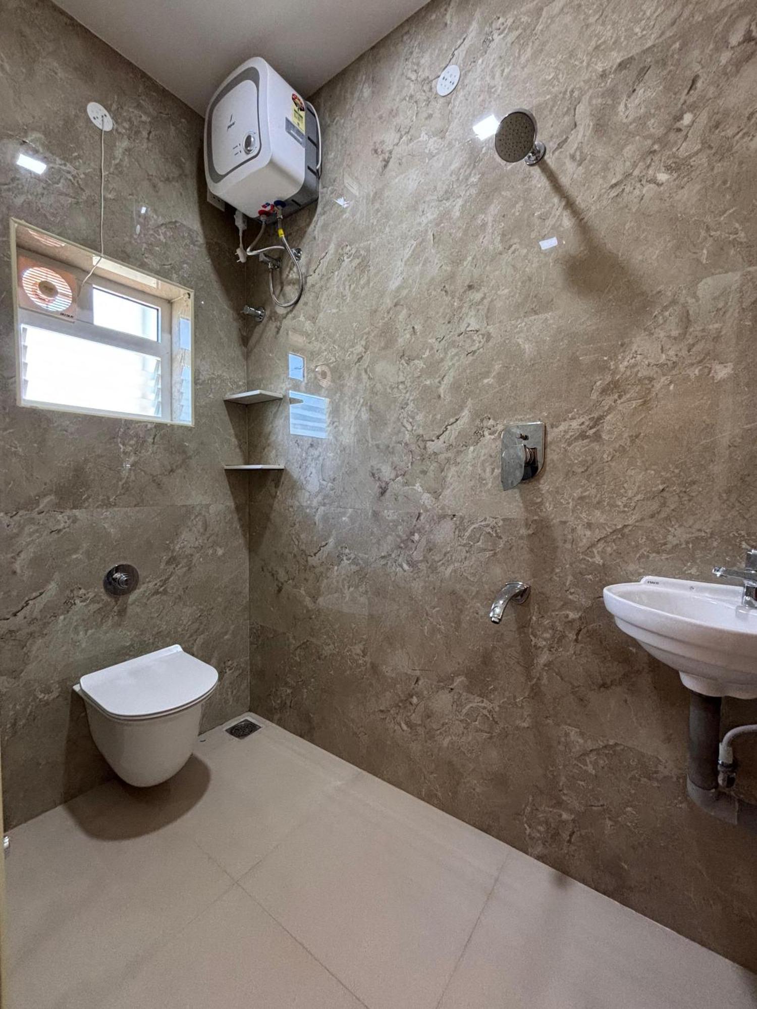 Srirangam Nandavanam Service Apartments Tiruchirappalli Екстериор снимка